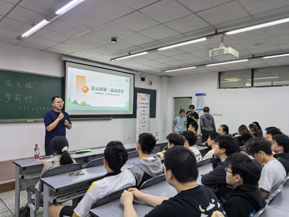 e1d0a6114af629c1736a6383ac6a70b9