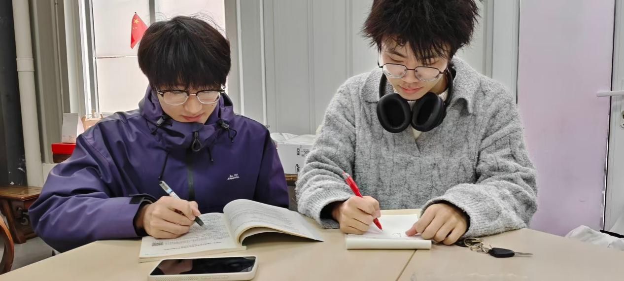 f8b049ba6d1f0782f11925128ba984cc