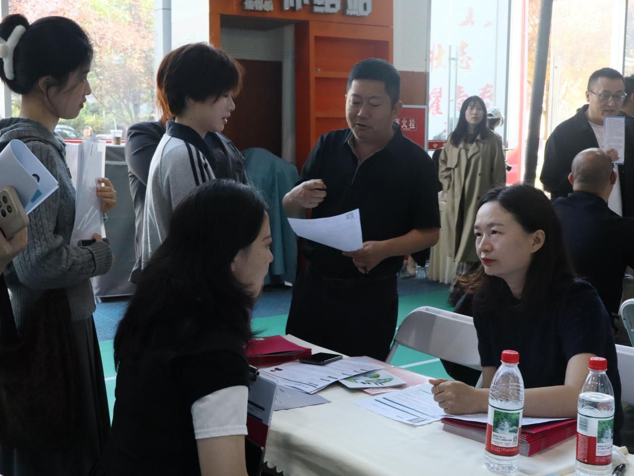 IMG_5805_49880360145604